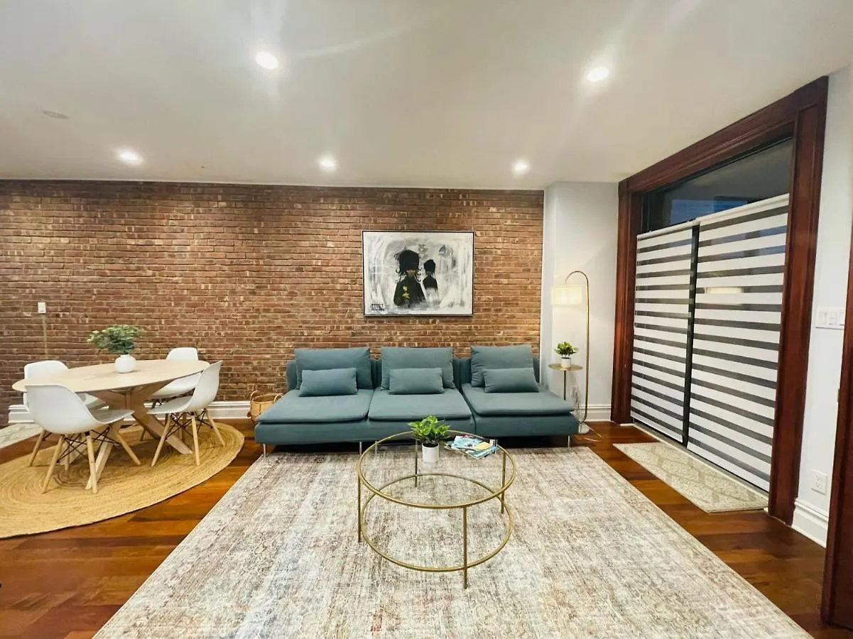 Holiday home Historic Brownstone - Newly Renovated Brownstone On Historic Street With Outdoor Space New York United States